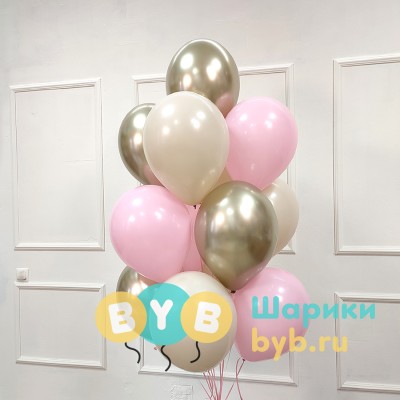 Фонтан шаров в нежных тонах