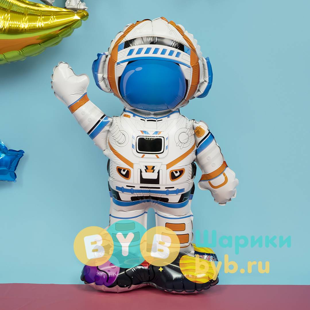 Фигура на подставке "Космонавт"