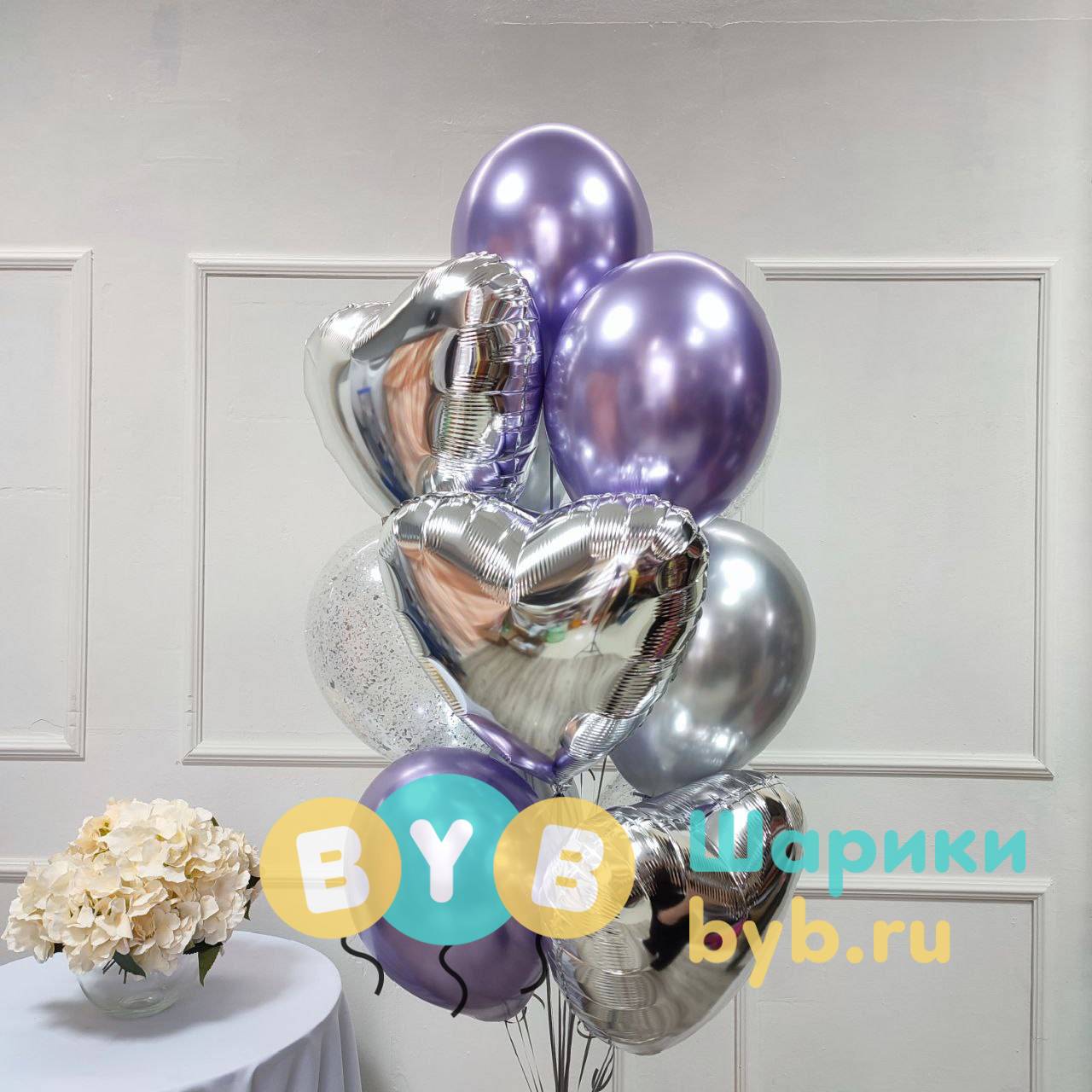 Букет шаров с фольгированными сердцами